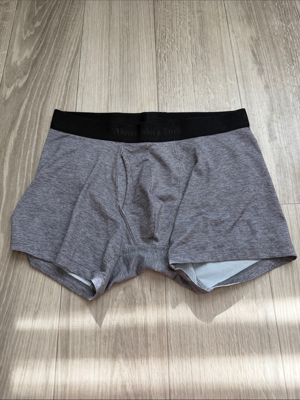 Abercrombie & Fitch Men's Heather Gray Boxer Briefs with Black Waistband